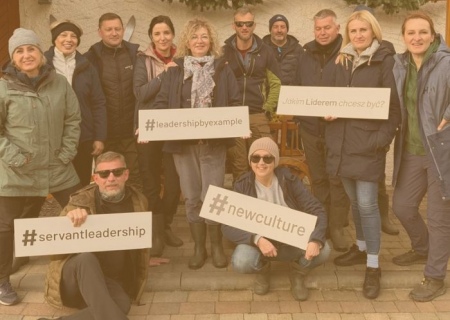 Managerowie Nagel Group podczas programu "Leadersheep na wypasie"